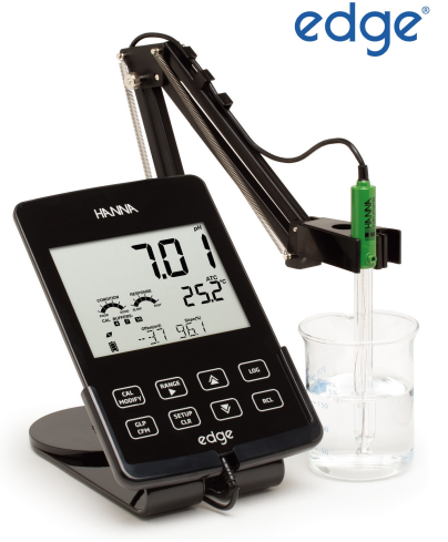 哈納HI2020 平板式多參數(shù)酸度pH / mV/溫度測(cè)定儀